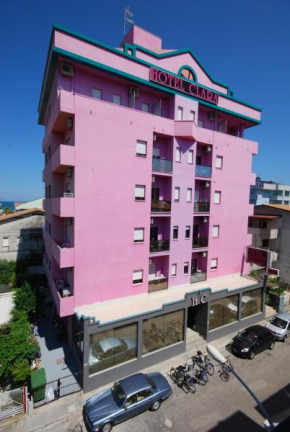 Hotel Clara